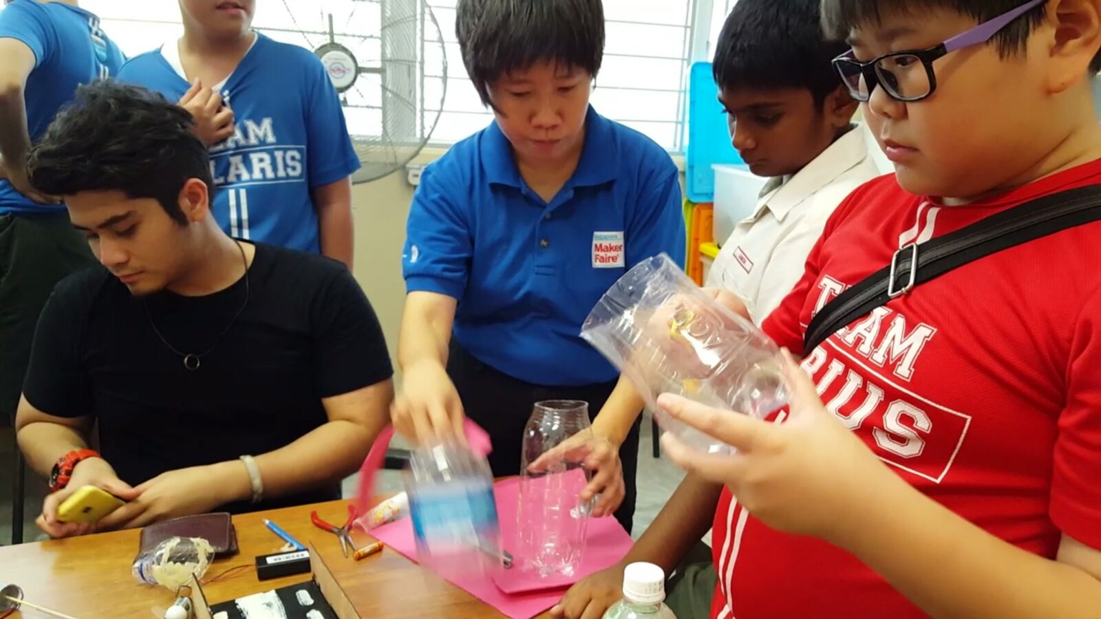 Dr Eileen guiding the students on Self Watering Planter